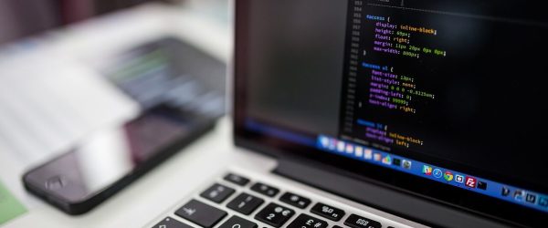 cloud vps hosting api microservices docker kubernetes developers italy 2026