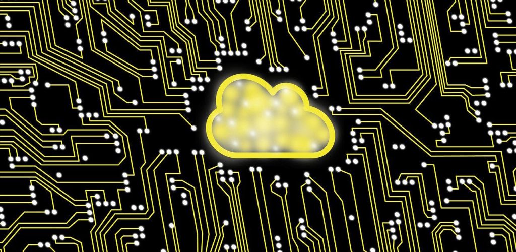 saas cloud hosting scalable infrastructure microservices vps 2026